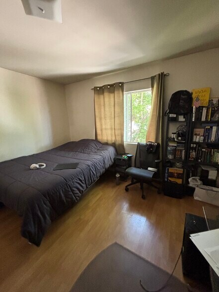 More Photos Of 5620 & 5618 Cartwright Ave, North Hollywood Apartments For Sale