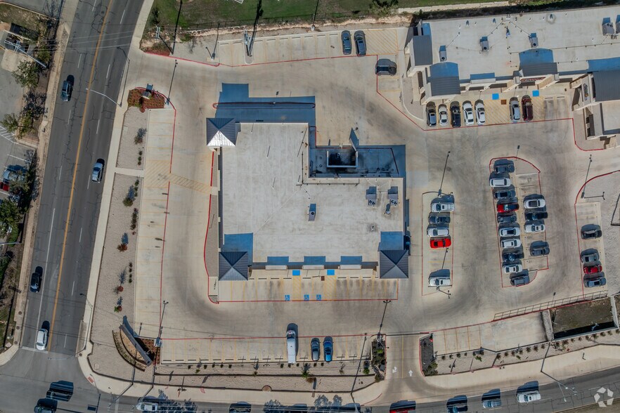 More Photos Of 2407 E Evans Rd, San Antonio Storefront Retail Office For Lease