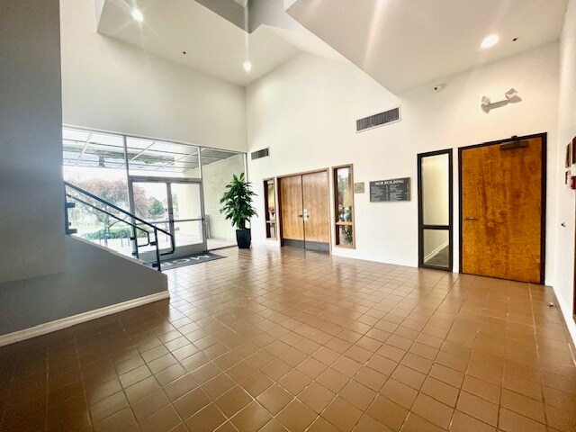 More Photos Of 1425 W Foothill Blvd, Upland Loft Creative Space For Lease