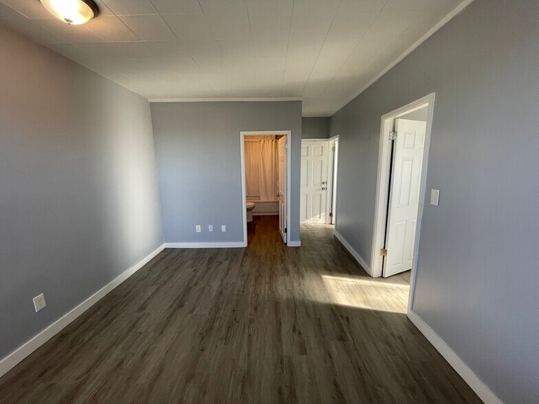 More Photos Of 66 Orange St, Manchester Apartments For Sale