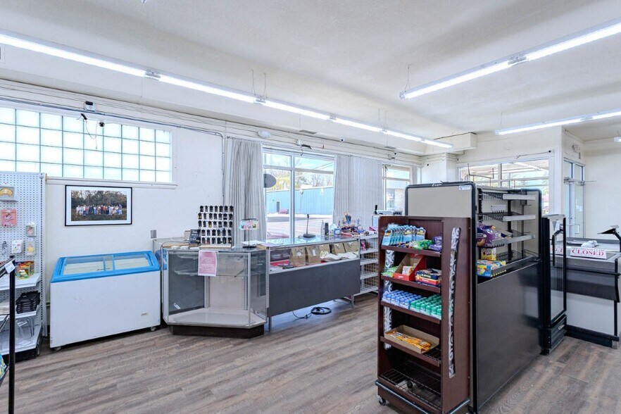 More Photos Of 234 Cedar St, Tigerton Supermarket For Sale