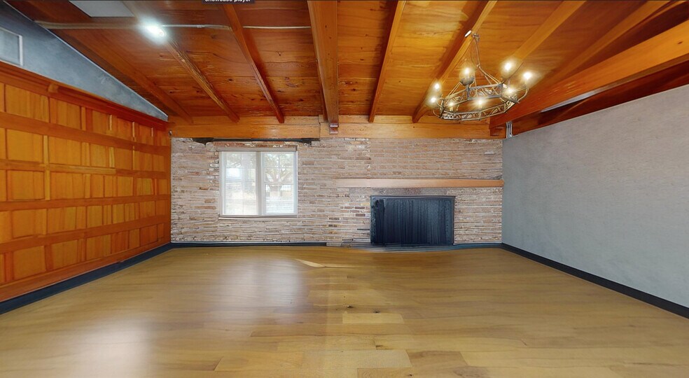 More Photos Of 3508 S Manhattan Ave, Tampa Health Club For Sale