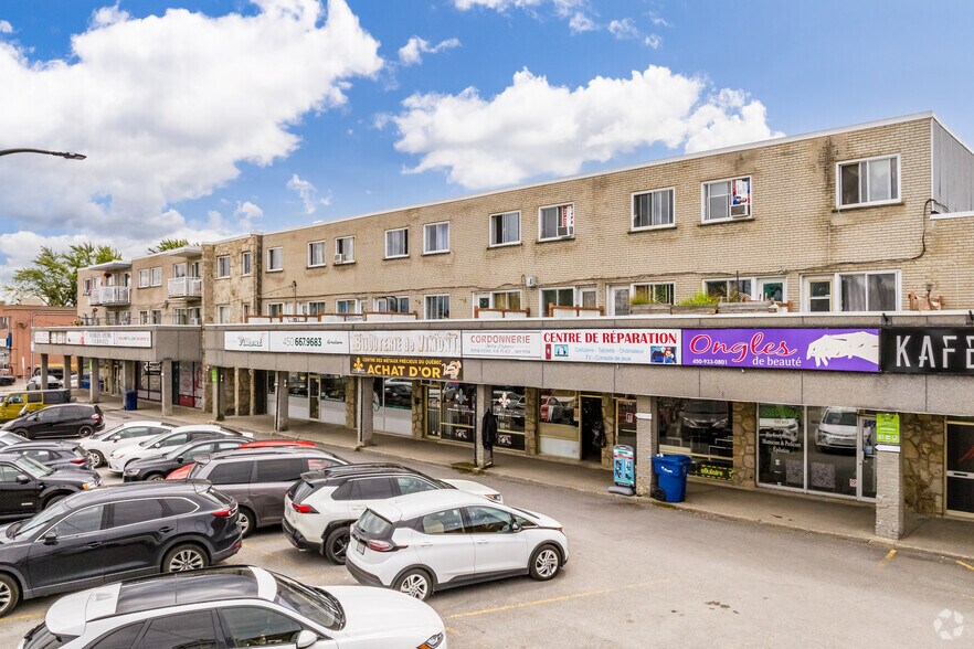 More Photos Of 1734-1762 des Laurentides, Laval Storefront Retail Residential For Sale