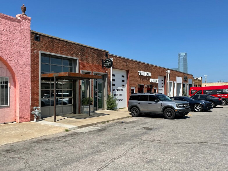 More Photos Of 1211 SW 2nd St, Oklahoma City Restaurant For Lease