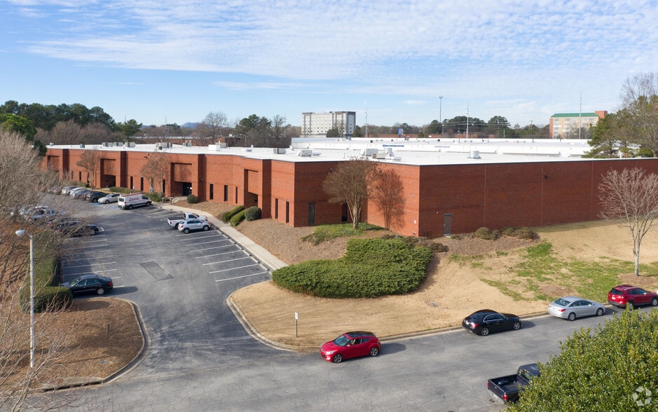 Primary Photo Of 2151 Northwest Pky, Marietta Warehouse For Lease