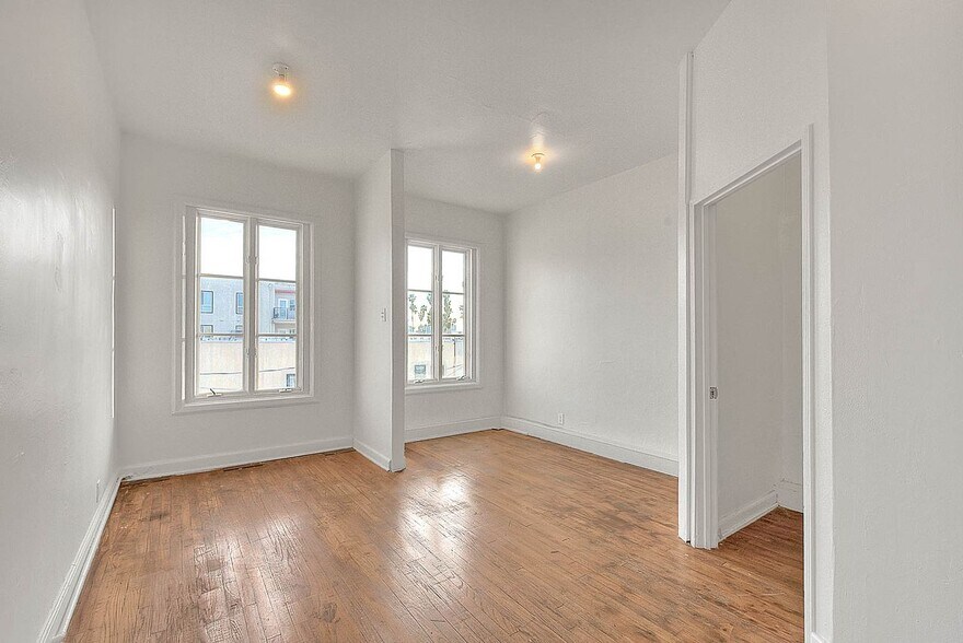 More Photos Of 3800-3814 Beverly Blvd, Los Angeles Storefront Retail Office For Sale