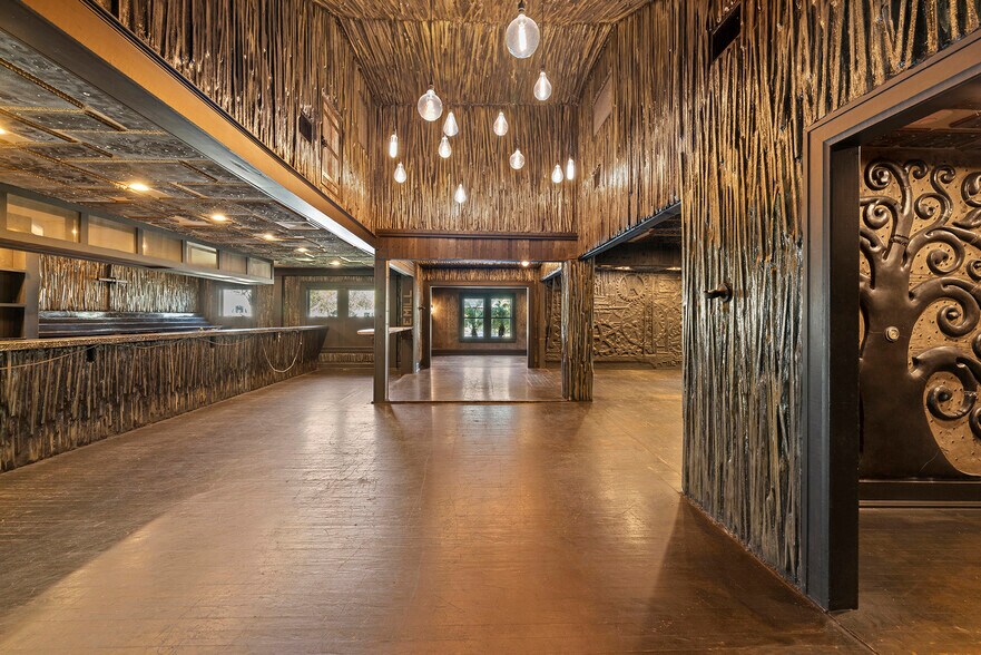 More Photos Of , Tampa General Retail For Sale