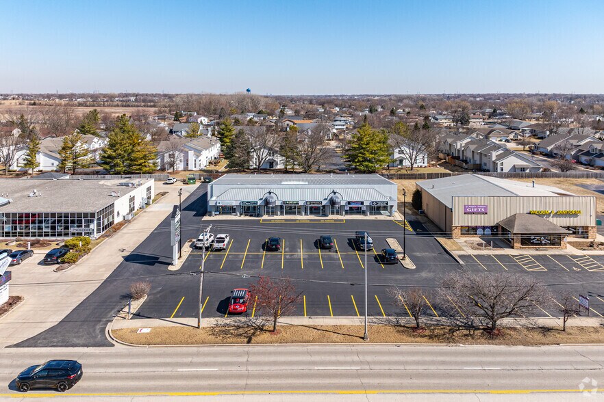More Photos Of 1948 Essington Rd, Joliet Storefront For Sale