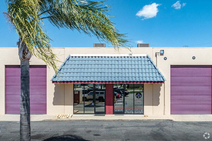 More Photos Of 18630 Collier Ave, Lake Elsinore Unknown For Lease