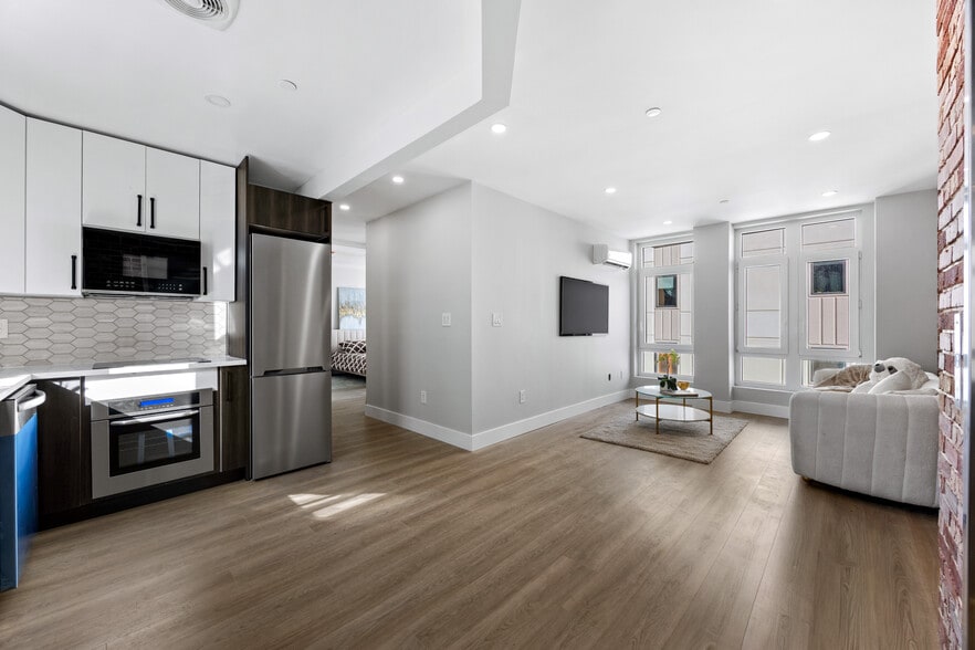 More Photos Of 31 Brighton 2nd Pl, Brooklyn Apartments For Sale