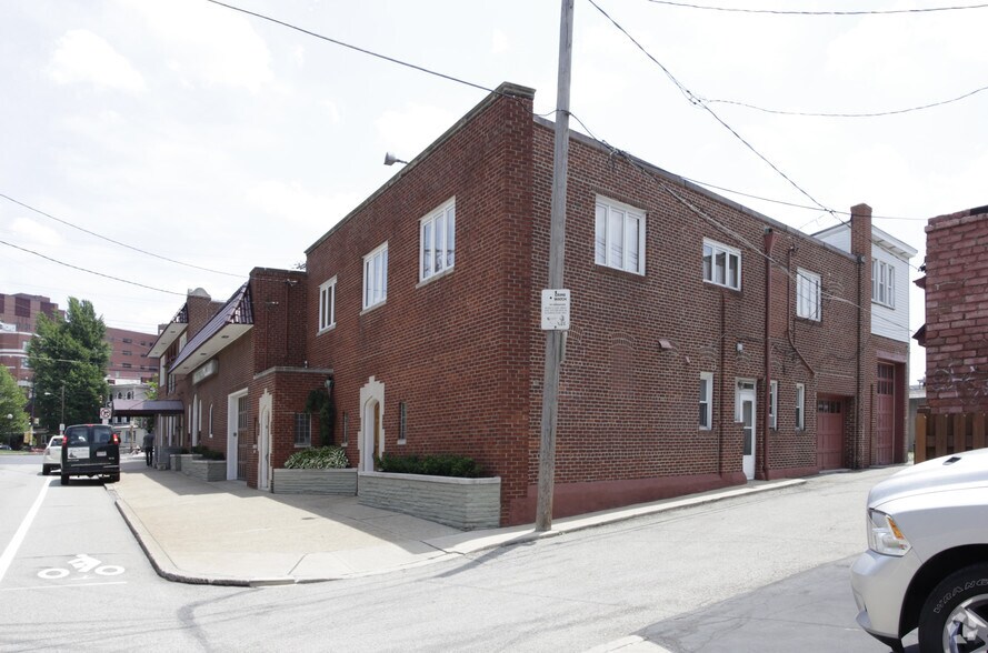More Photos Of 4730 Friendship Ave, Pittsburgh Funeral Home For Sale