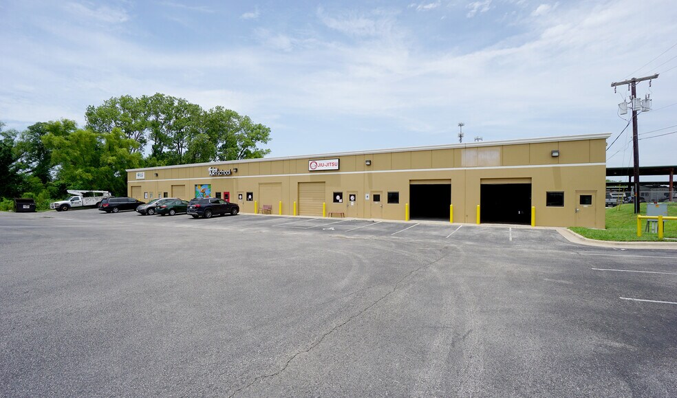 Primary Photo Of 3810 Gattis School Rd, Round Rock General Retail For Sale