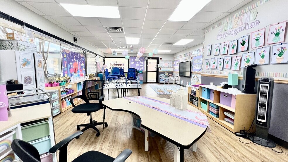More Photos Of 205 Market Pl, Roswell Schools For Sale