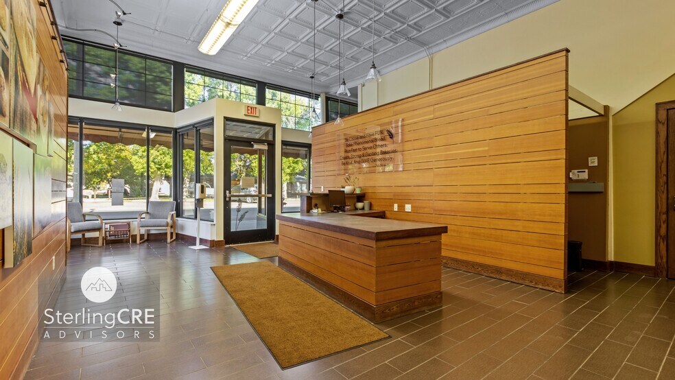 More Photos Of 28 S Montana St, Dillon Office For Sale