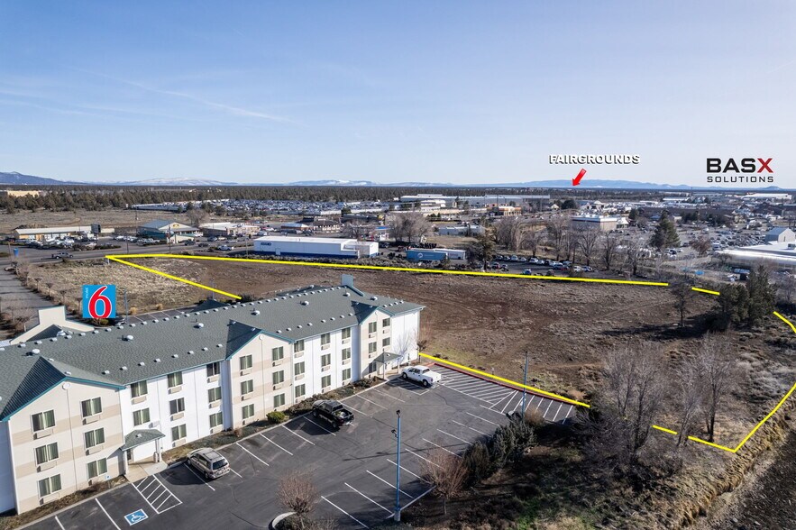 More Photos Of 2285 S Highway 97, Redmond Land For Sale