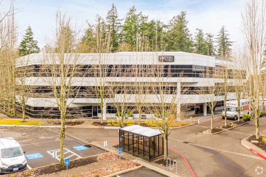 More Photos Of 4949 Meadows Rd, Lake Oswego Unknown For Sale