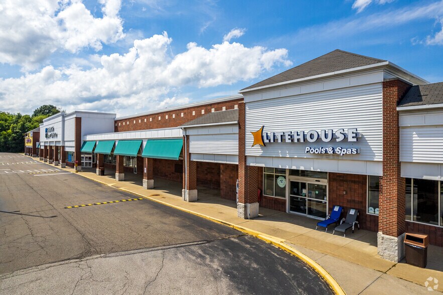 More Photos Of 837-887 Graham Rd, Stow Unknown For Lease