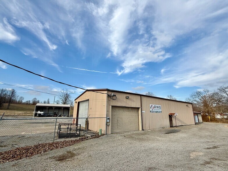 More Photos Of 2876 Kentucky 109, Clay Warehouse For Sale