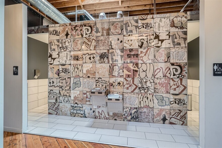 More Photos Of 389 S Lipan St, Denver Industrial For Sale