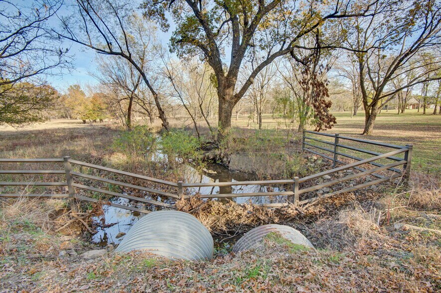 More Photos Of 4748 N 4318, Pryor Flex For Sale