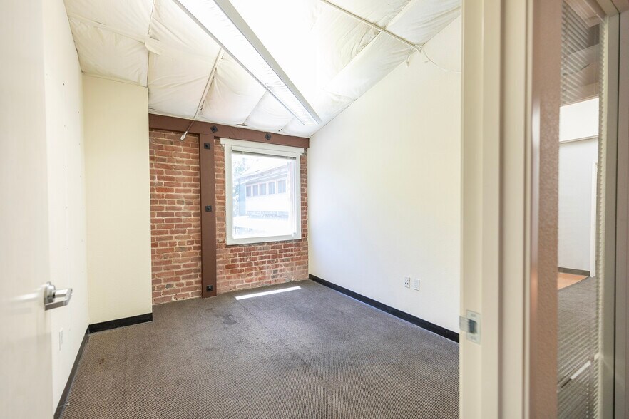 More Photos Of 920 20th St, Sacramento Loft Creative Space For Lease