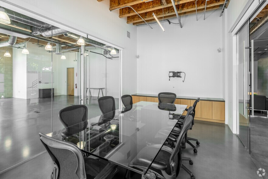 More Photos Of 9930 Irvine Center Dr, Irvine Loft Creative Space For Lease
