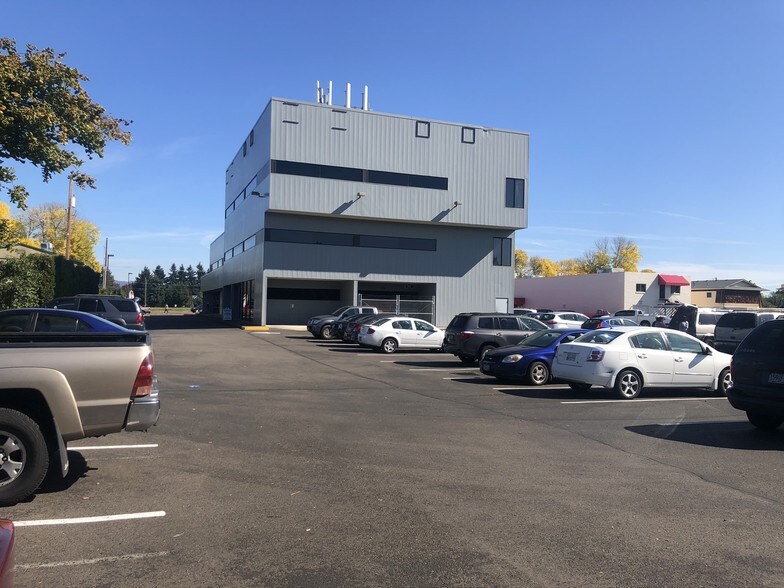 More Photos Of 2620 River Rd, Eugene Storefront Retail Office For Lease