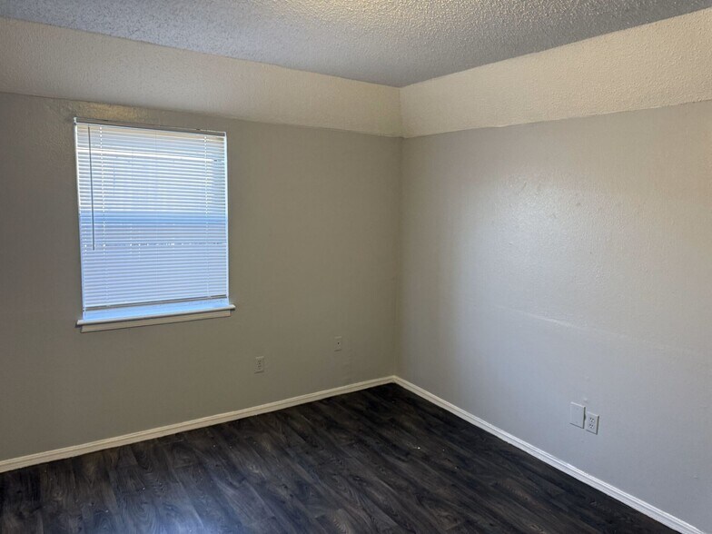 More Photos Of 3028 Arline St, Muskogee Multifamily For Sale