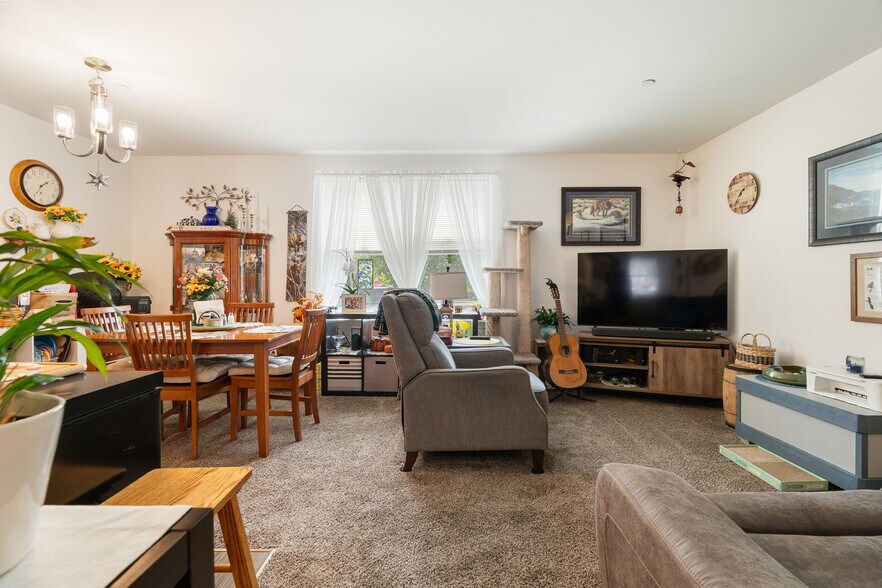 More Photos Of , Garibaldi Multifamily For Sale