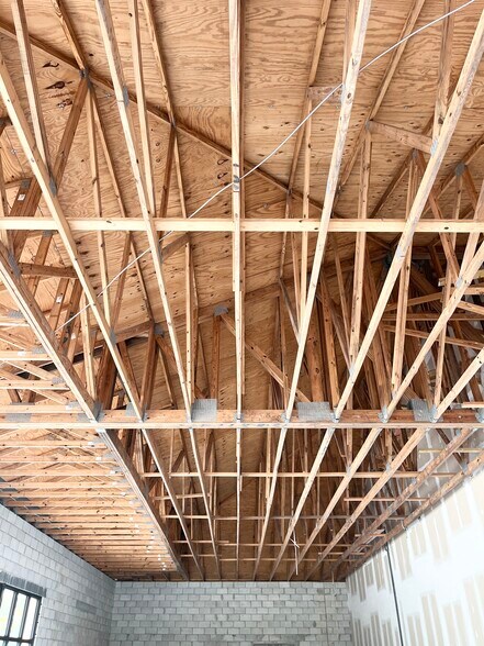 More Photos Of 727 Sebastian Blvd, Sebastian Storefront Retail Office For Lease