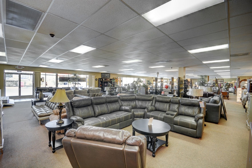 More Photos Of 1820-1830 S Rainbow Blvd, Las Vegas Unknown For Lease