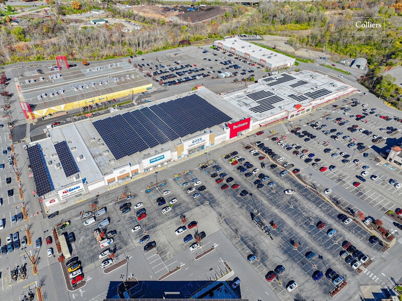 More Photos Of 1025 Washington Pike, Bridgeville General Retail For Lease