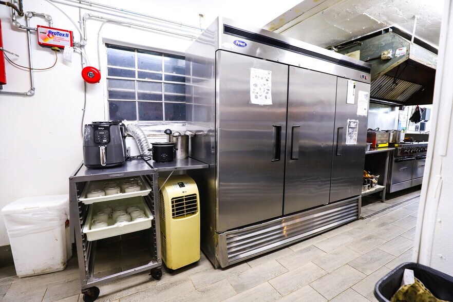 More Photos Of 12169 S Williams St, Dunnellon Restaurant For Sale