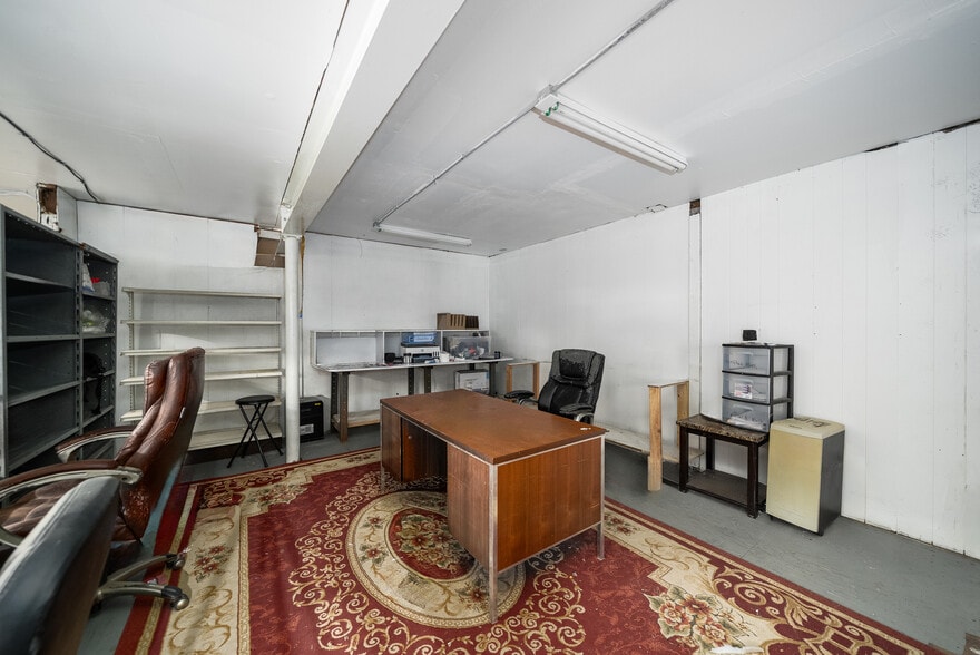 More Photos Of 114 US Highway 46, Saddle Brook Freestanding For Lease