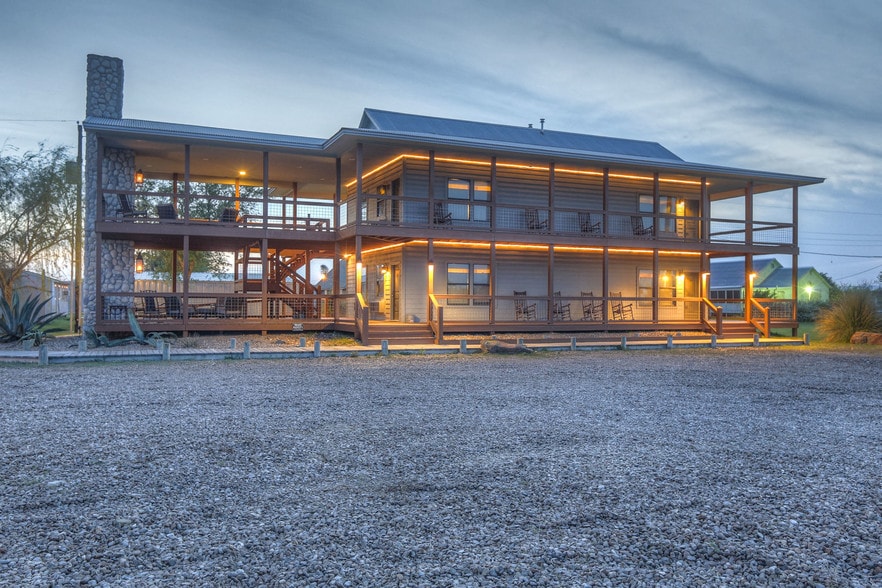 More Photos Of 22996 Highway 60, Matagorda Hotel For Sale
