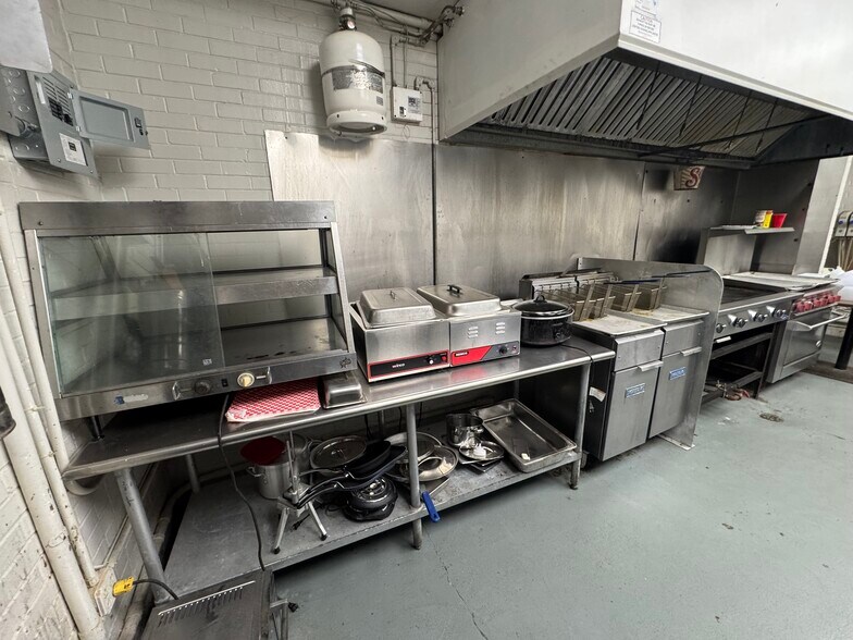 More Photos Of 10408 State Highway 64 E, Tyler Theater Concert Hall For Sale