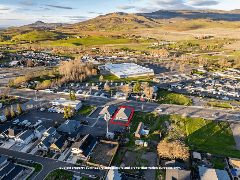 More Photos Of 296 S Pacific Hwy, Talent Medical For Sale