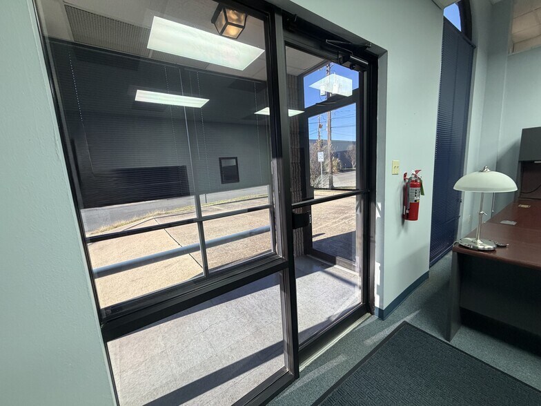More Photos Of 2920 Truly Ln, Shreveport Warehouse For Lease