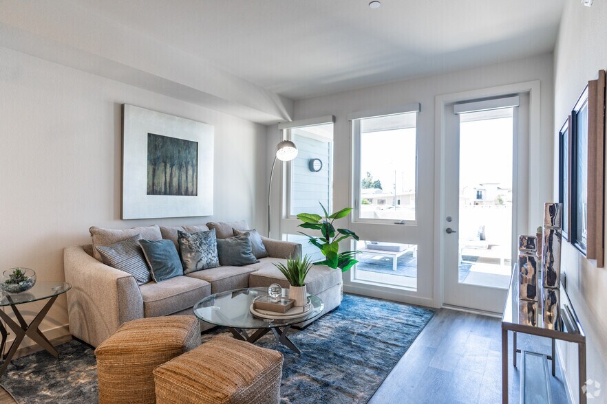 More Photos Of 1978 W Carson St, Torrance Apartments For Lease