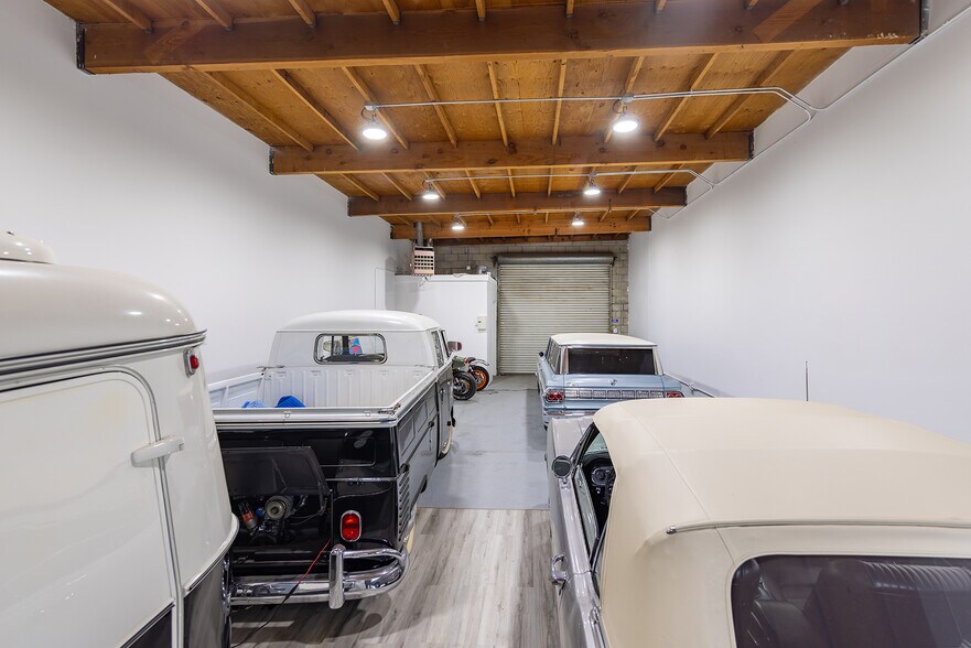 More Photos Of 2745 Sherwin Ave, Ventura Manufacturing For Sale