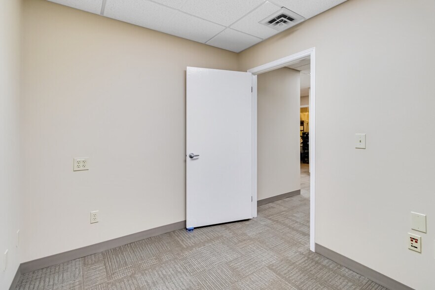 More Photos Of 308 N 15th St, Boise Office Residential For Sale