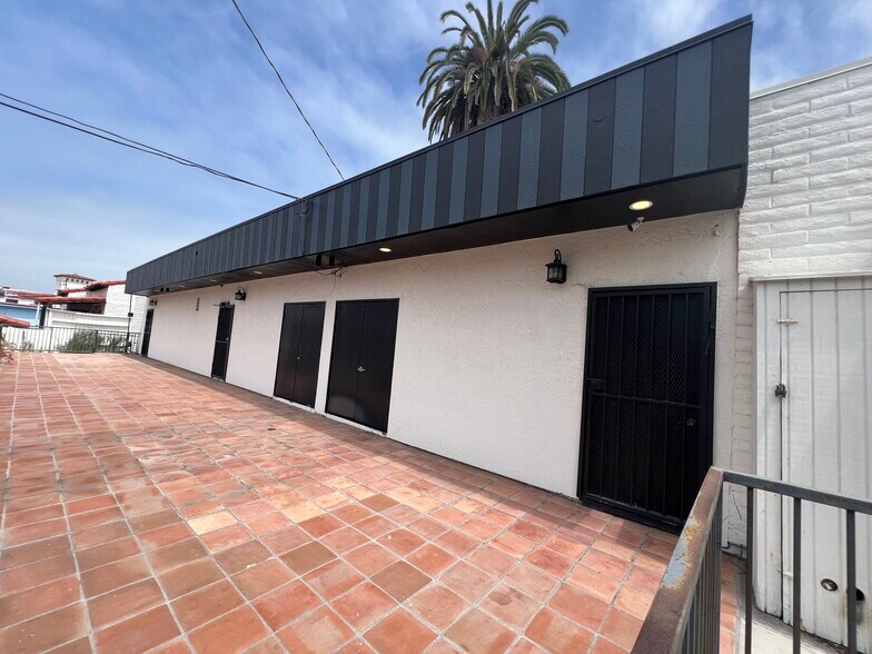 More Photos Of 1640 N El Camino Real, San Clemente Freestanding For Sale