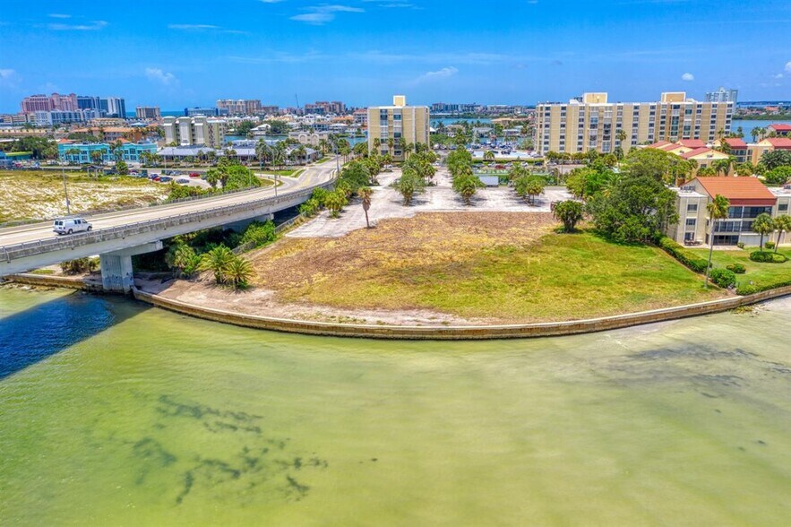 More Photos Of 805 S Gulfview Blvd, Clearwater Beach Land For Sale