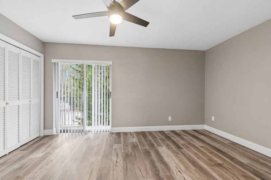 More Photos Of 4209 1/2 W North a St, Tampa Apartments For Sale