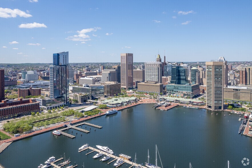 More Photos Of 100 Light St, Baltimore Office For Lease