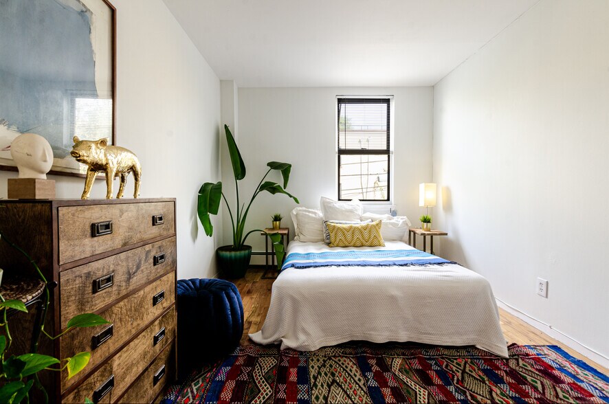 More Photos Of 47 Carroll St, Brooklyn Apartments For Sale