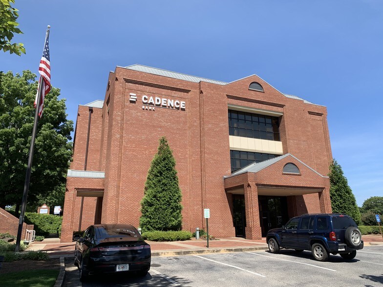 500 Jesse Jewell Pkwy SE, Gainesville, GA 30501 Office For Lease