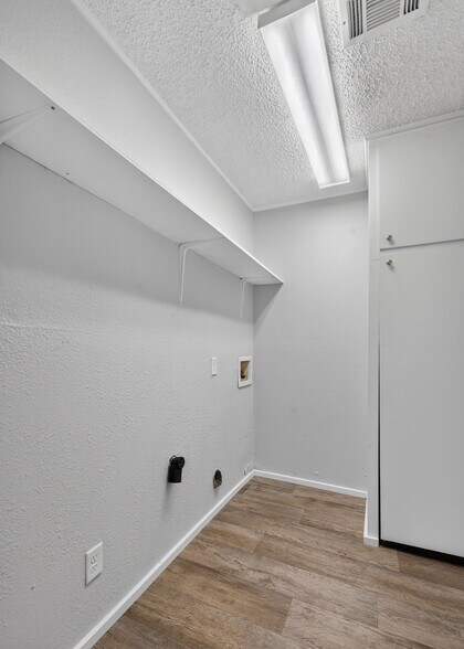 More Photos Of 505 Bub Hayner Rd, Karnack Apartments For Sale