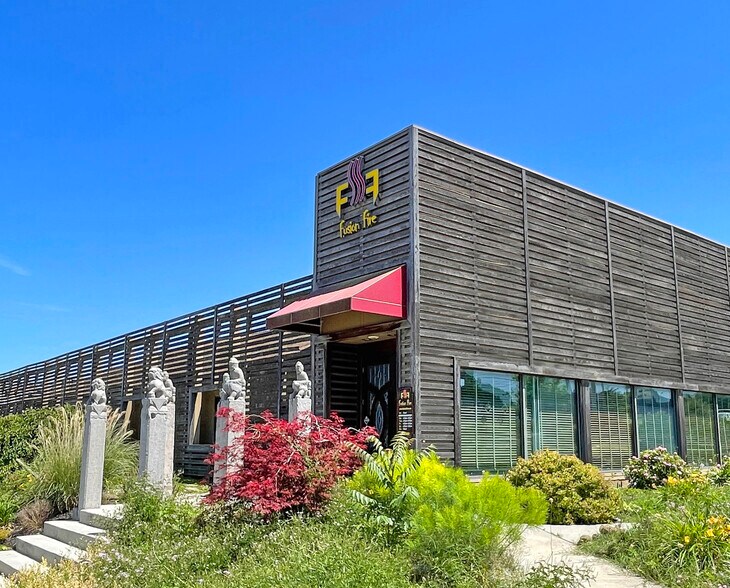 Primary Photo Of 3421 Simpson Ferry Rd, Camp Hill Restaurant For Sale