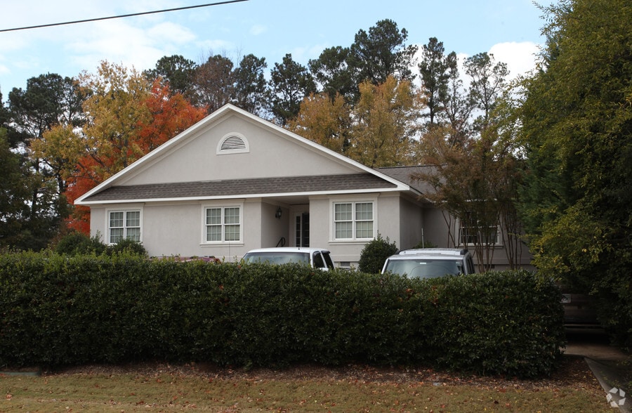 More Photos Of 3723 Robinson Dr, Oakwood Office For Sale